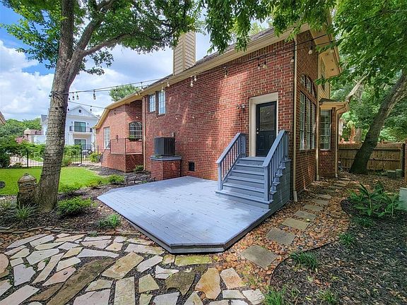 4th image of 12958 Kingsbridge Ln