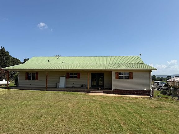 4th image of 681 Cedar Grove Rd