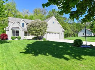 9165 S 47th St, Franklin, WI 53132
