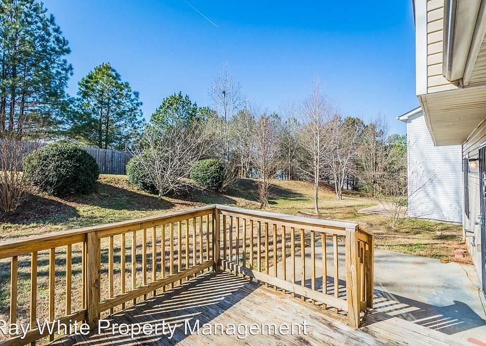 1st image of 829 Kilkenny Cir
