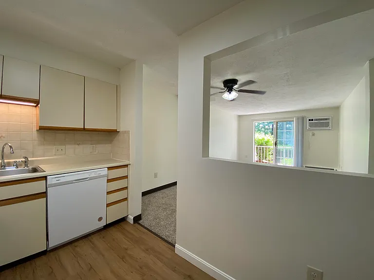 379 Huse Rd #33 — Photo 13
