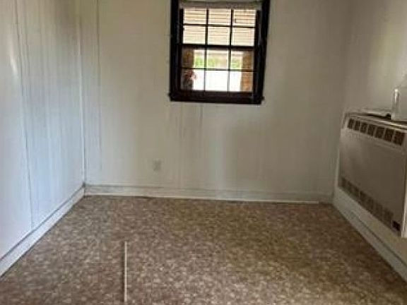 Additional Living Room