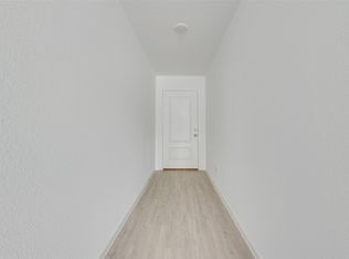 4947 Volunteer Dr, Ennis, TX 75119