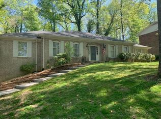 555 Hunter Trl NE, Cleveland, TN 37312