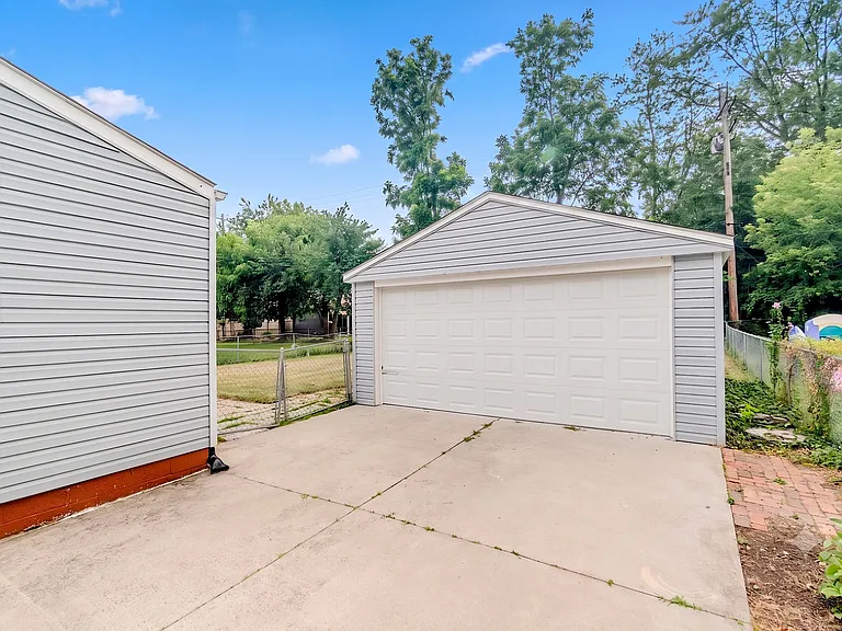 4709 Mankato Ave — Photo 16