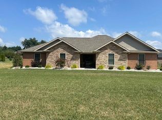 855 Reyling Dr, Jasper, IN 47546