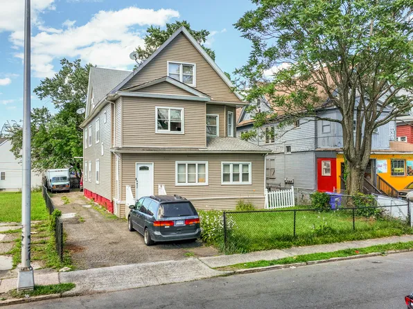 136 Homestead Avenue, Hartford, CT 06112