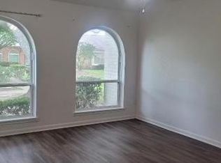 10952 Bexley Dr, Houston, TX 77099