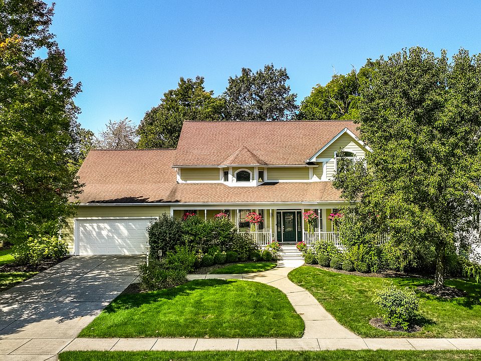 1st image of 6634 Royal Oakland Pl