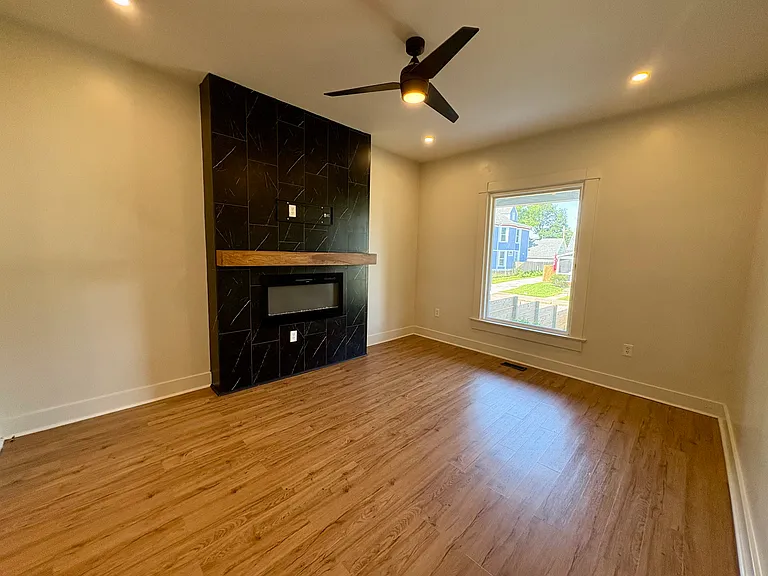 1027 Dawson St #1027 — Photo 6