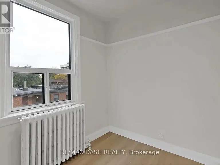 50 Raglan Ave #5 — Photo 11