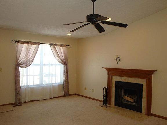 5th image of 2368 Norview Dr