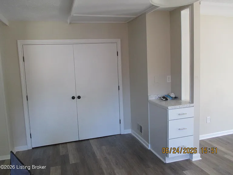 5404 Windy Willow Dr — Photo 17