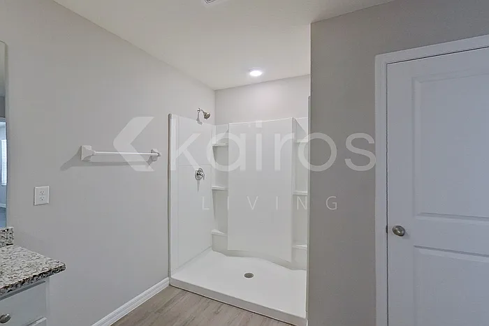 8704 SW 44th Ct — Photo 15
