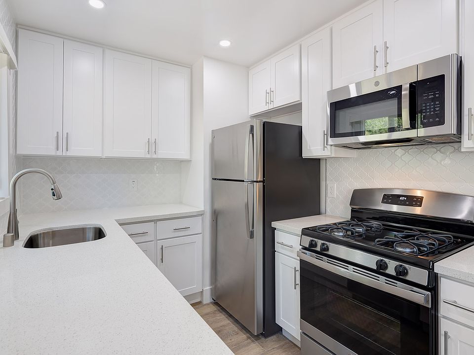 1st image of 37 Reed Blvd APT 1