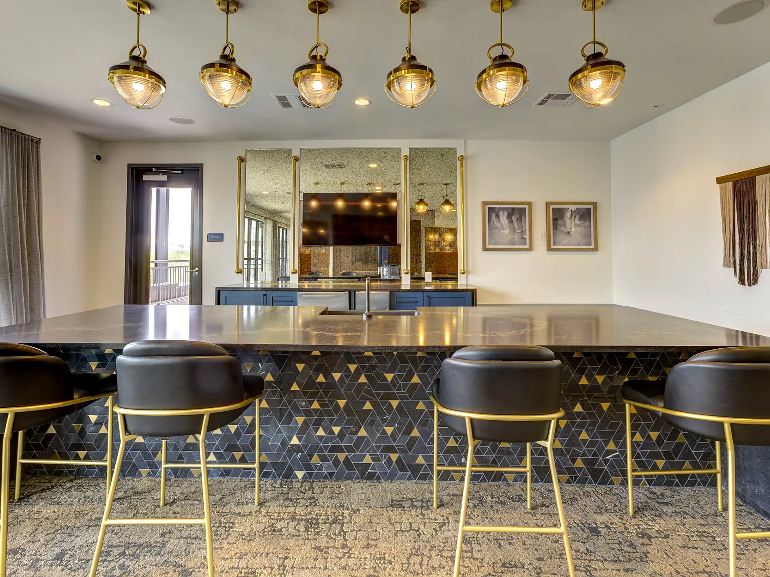East Side, 10 Weeks Free and $750 Off! Sleek Brand New Construction, Open Concept, W/D, — Photo 4