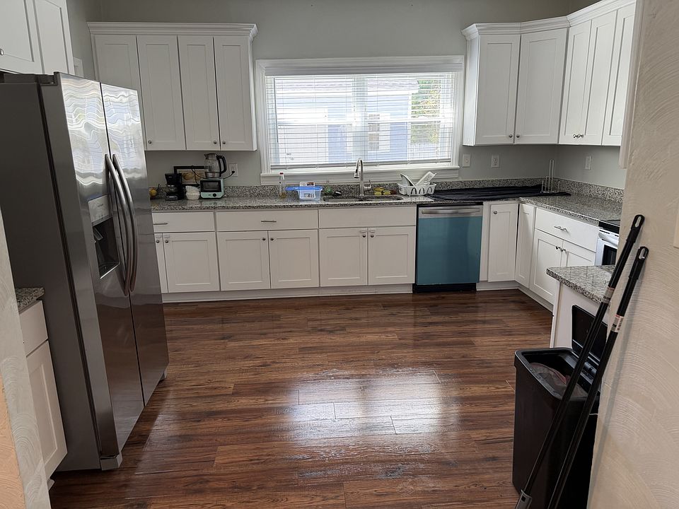 1st image of 217 W 30th St