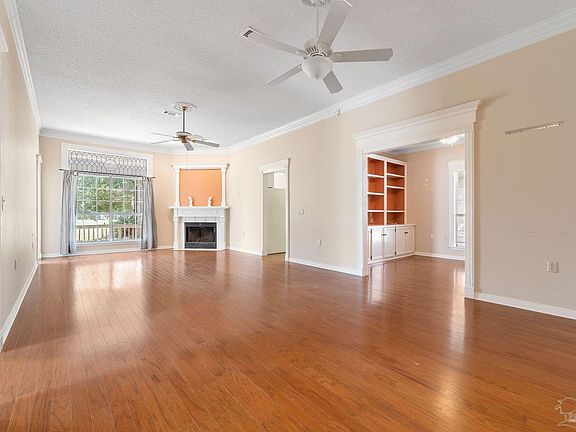 4th image of 4105 Soundpointe Dr