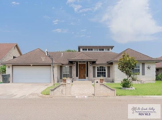3rd image of 2706 W Mark Cir
