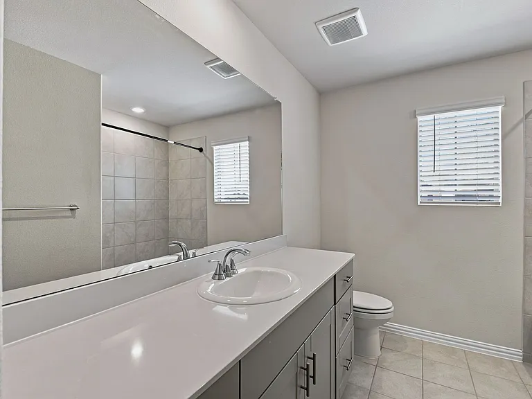 810 Honeydew Ln — Photo 12