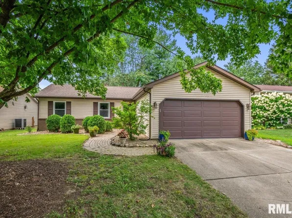 5253 Carlton Dr, Springfield, IL 62703
