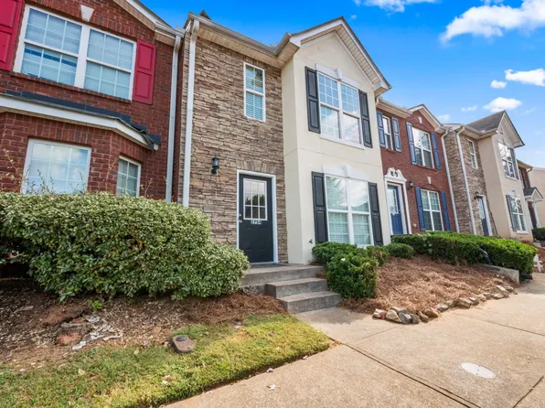 2754 Valley Green Dr, Gainesville, GA 30504