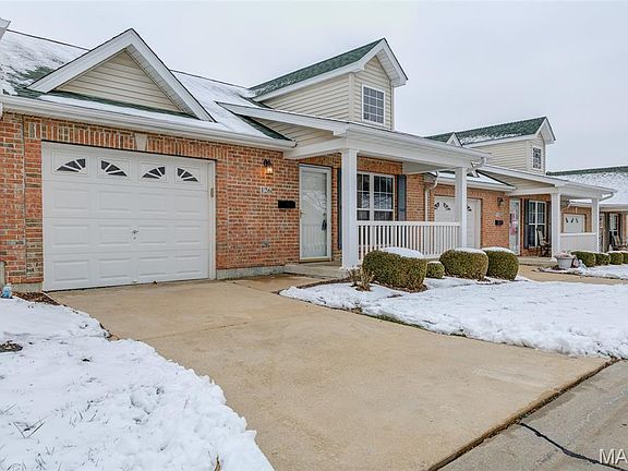 2nd image of 126 Green Gables Dr