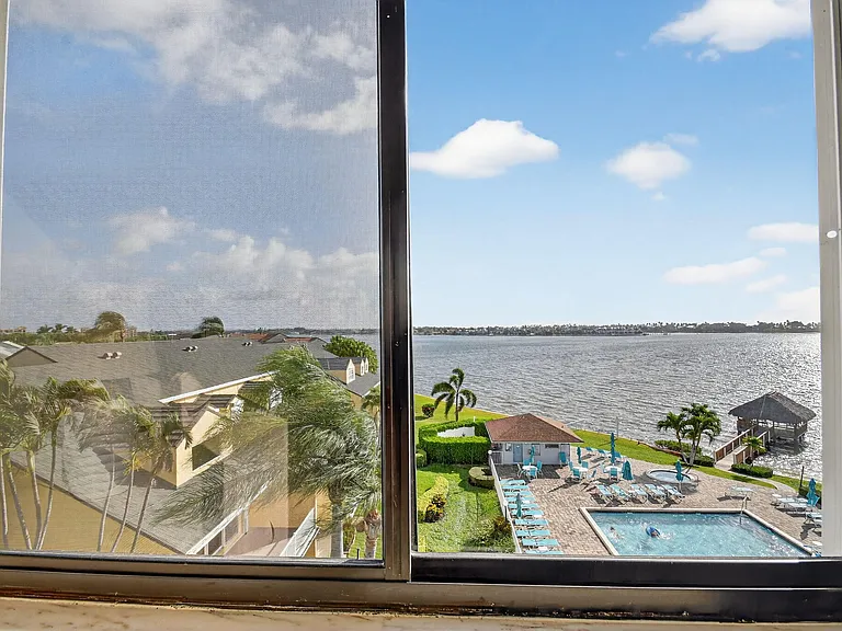 8200 Lakeshore Dr #507 — Photo 35