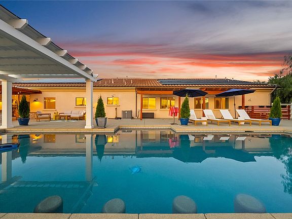 3rd image of 38125 Camino Sierra Rd