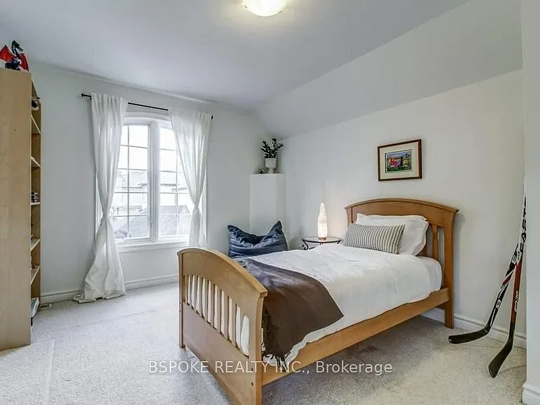 35 Bannon Ave — Photo 9