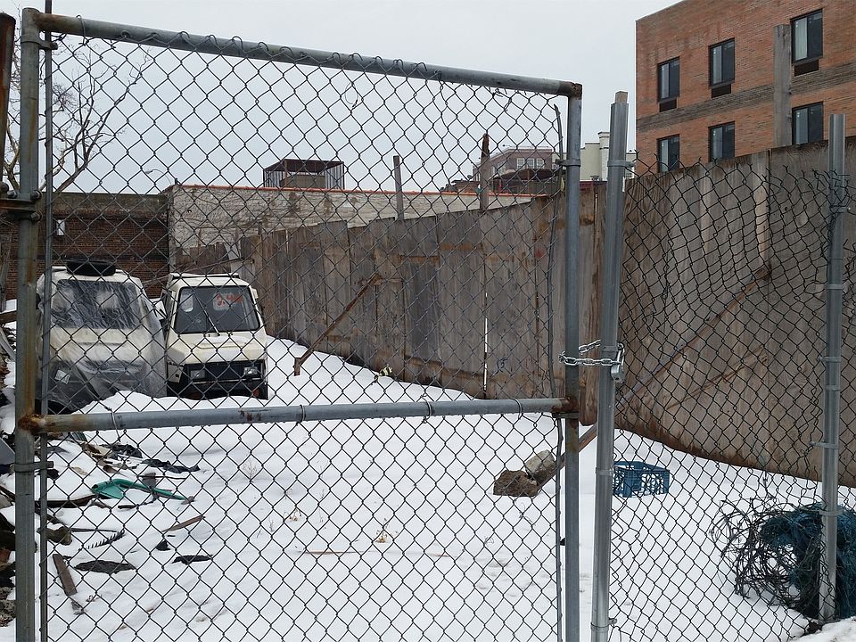 2nd image of 102 Somers St