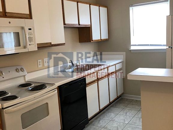 4th image of 1500 Gatewood Ave APT 120