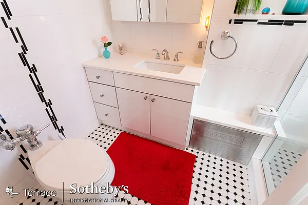 Sold by Terrace Sotheby's International Realty | media 12