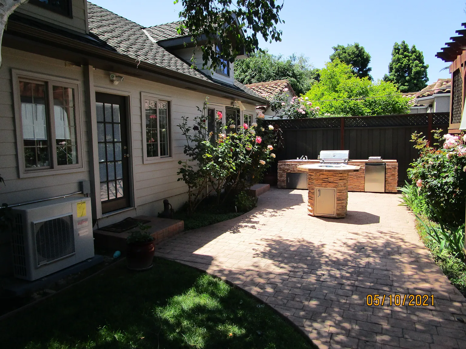 802 Nevada Ave photo 1