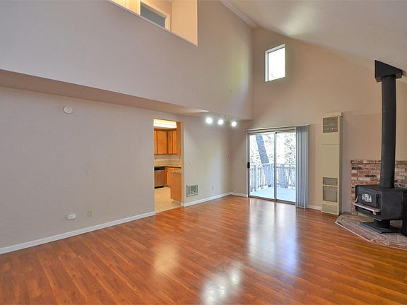 4th image of 22542 E Rhine River Dr
