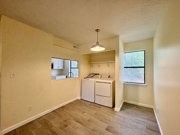 5th image of 2501-2575 Case St #11A