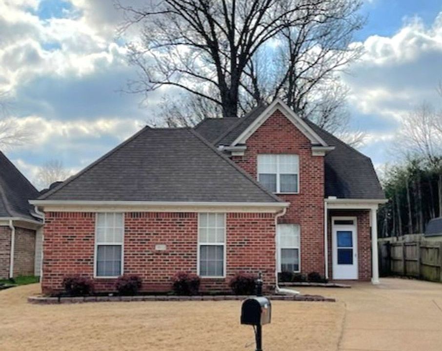 1st image of 4813 Graham Lake Dr