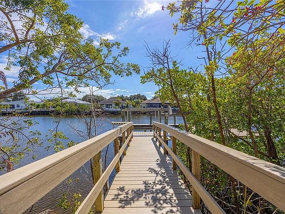 3rd image of 146 Windward Cay
