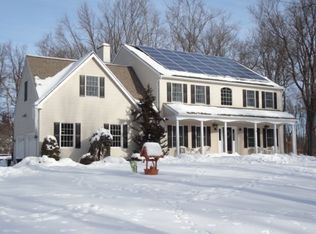 5941 Corrigan Rd, Doylestown, PA 18902