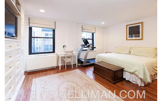 Sold by Douglas Elliman | media 26