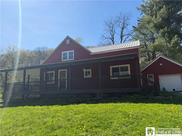 988 E Windfall Rd, Olean, NY 14760