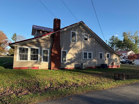 4th image of 372 Monroe St