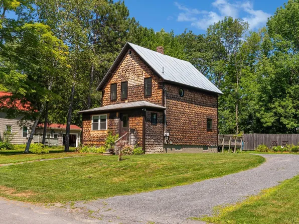 7 Edgewood Street, Waterville, ME 04901
