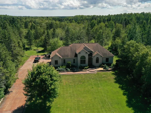 2545 E Simmons Rd #B, Hessel, MI 49745