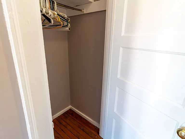 1711 Main St #F — Photo 9