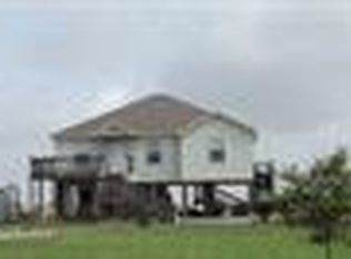10513 S. Gulfway Dr., Sabine Pass, TX 77655