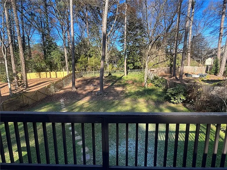 1192 Kingsley Cir NE — Photo 30