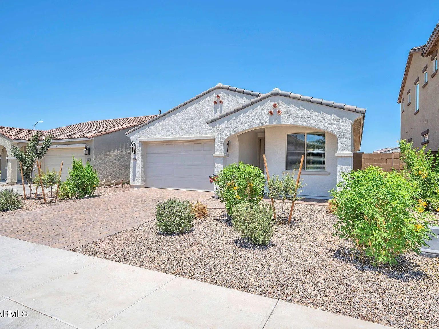 5 bed, 3.0 bath, 1960 sqft, $3,100 — Photo 1