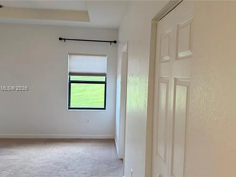 737 SE 37th Pl #737 — Photo 23