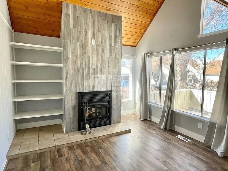 2441 S Xanadu Way #A — Photo 3